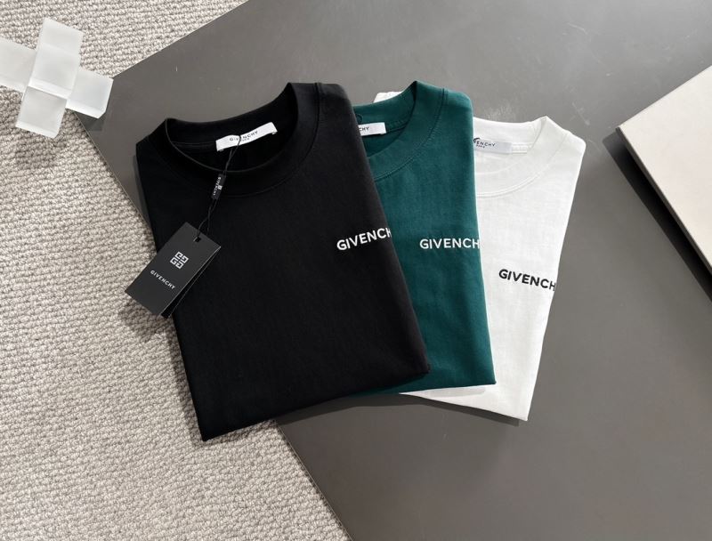 Givenchy T-Shirts